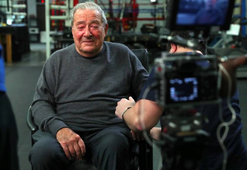 Ломаченко намного лучше Мейвезера – Арум Ломаченко намного лучше Мейвезера – Арум