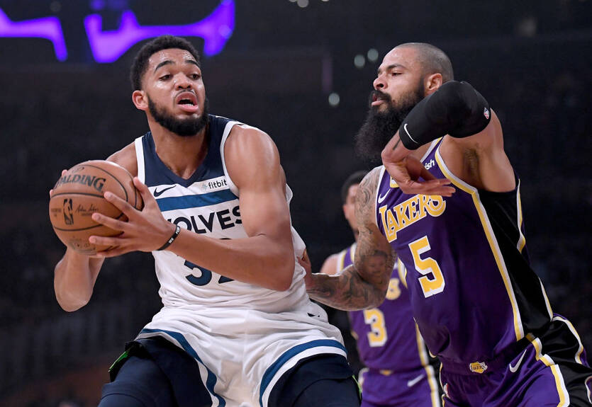 НБА: Индиана уступила Филадельфии, Лейкерс обыграли Миннесоту