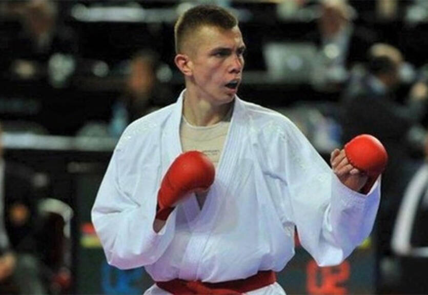 Украинец Чеботарь выиграл серебро чемпионата мира по каратэ Украинец Чеботарь выиграл серебро чемпионата мира по каратэ