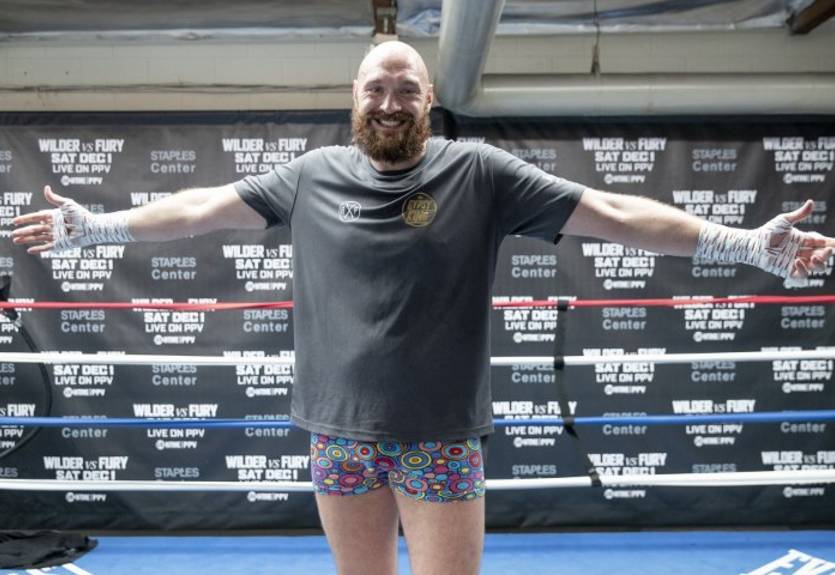 Фьюри назвал причину своих пристрастий к наркотикам и алкоголю