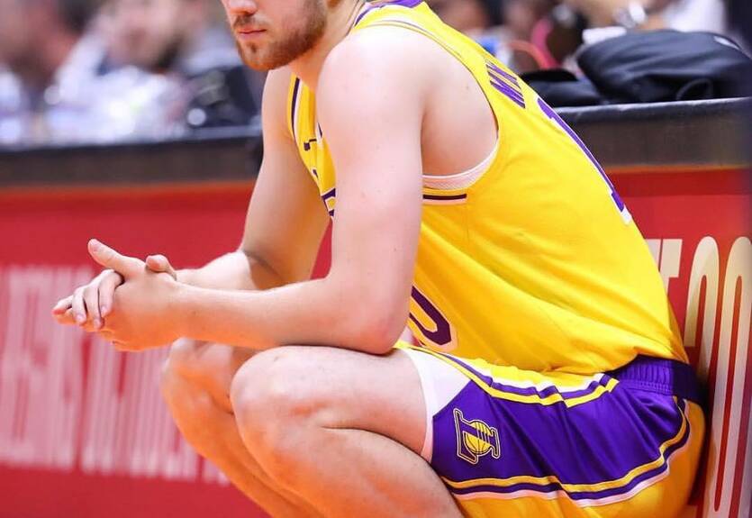 Михайлюк впервые за неделю сыграл в составе Лейкерс