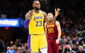 НБА: Лейкерс с ЛеБроном обыграли Кливленд, ГСВ проиграл 4-й матч кряду