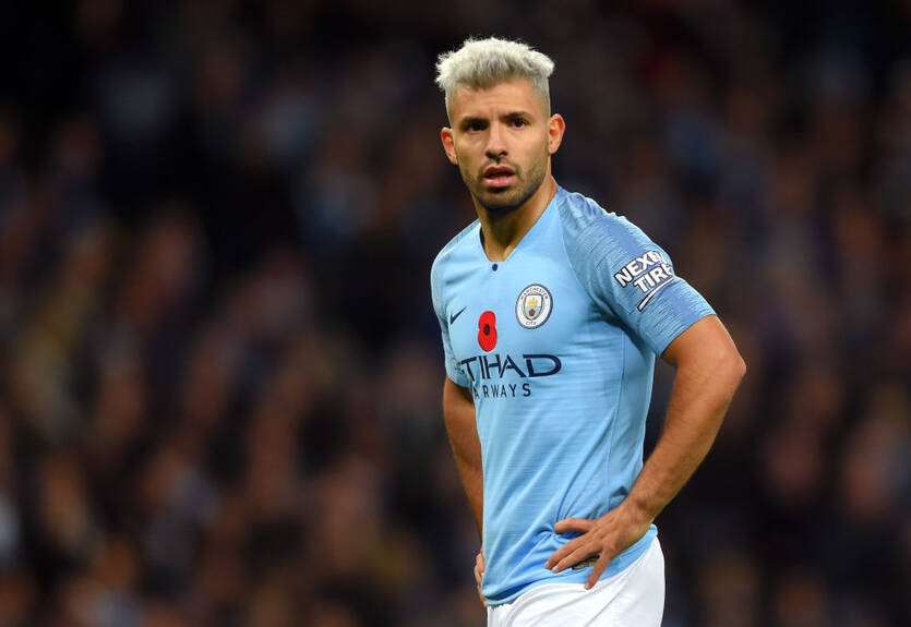 Гвардиола сделал замечание Агуэро за съеденный им бургер Гвардиола сделал замечание Агуэро за съеденный им бургер