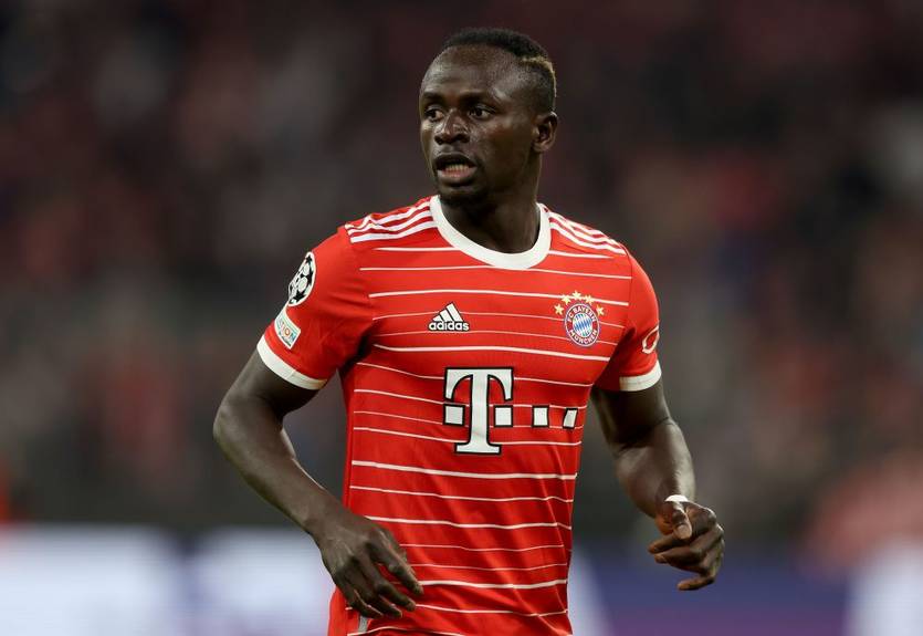 Мане провів перше тренування в Баварії після тяжкої травми