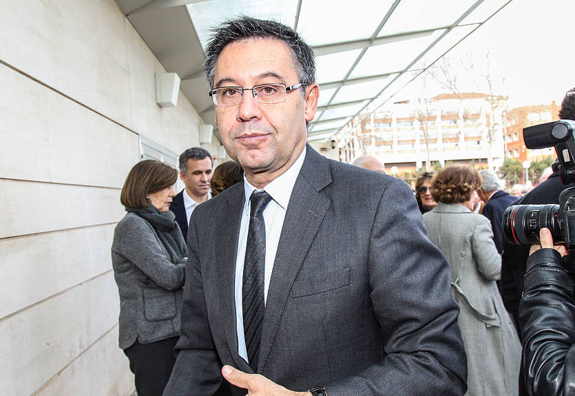 "Карлик на гормонах" та "безпринципний син повії": ЗМІ злили листування колишнього президента Барселони з членами правління клубу "Карлик на гормонах" та "безпринципний син повії": ЗМІ злили листування колишнього президента Барселони з членами правління клубу