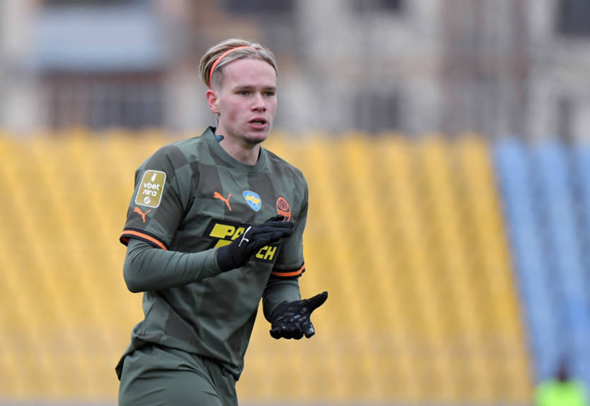 Челсі представив Мудрика в перерві матчу проти Крістал Пелес