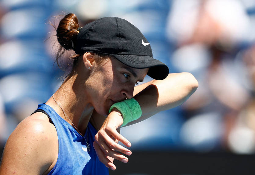 Калініна вилетіла з Australian Open, програвши Крейчиковій Калініна вилетіла з Australian Open, програвши Крейчиковій