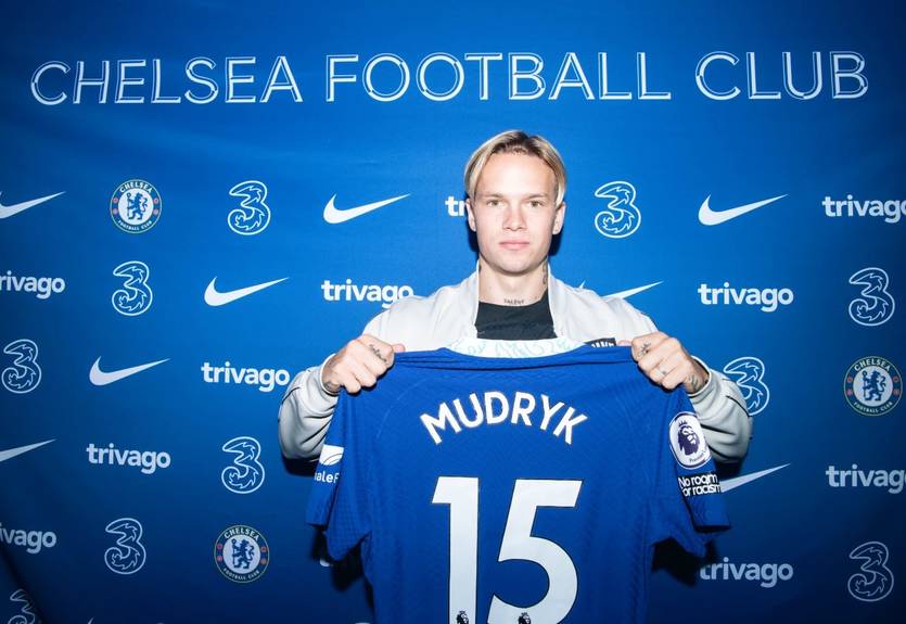 "Энфилд ждет": Мудрик попал на афишу матча Ливерпуль - Челси