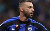 Барселона зацікавлена в хавбеку Інтера