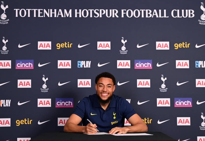 Тоттенхэм объявил об аренде вингера, который был перехвачен у Эвертона Миколенко