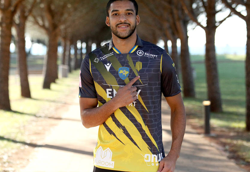 Рух усилился бразильским легионером