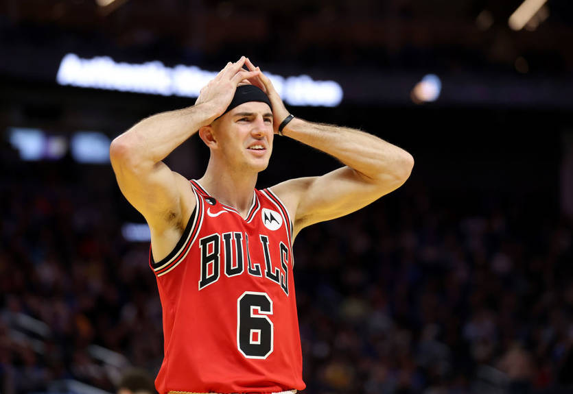 Чикаго може обміняти свого найкращого захисника на два драфт-піки першого раунду