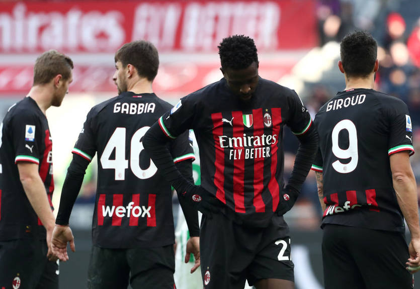 Боксерская груша: Карикатурист высмеял Милан после провальных игр в чемпионате Италии