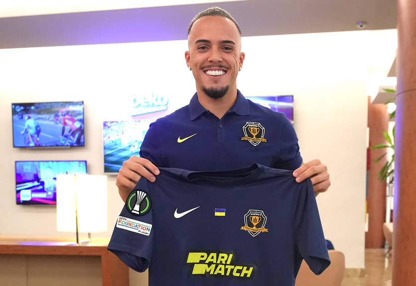 Дніпро-1 оголосив про підписання бразильського вінгера