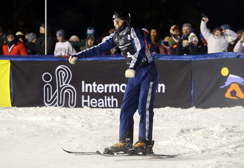 Котовский благодаря невероятному прыжку одержал победу на Кубке мира по лыжной акробатике