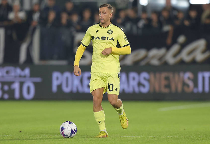 Тоттенхэм намерен усилиться экс-футболистом Барселоны