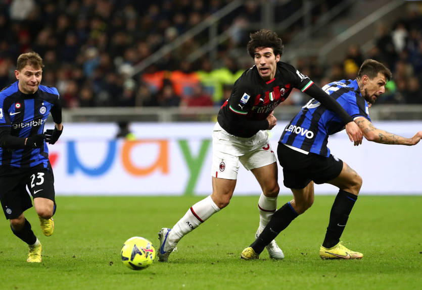 Интер - Милан 1:0 Видео гола и лучших моментов матча чемпионата Италии Интер - Милан 1:0 Видео гола и лучших моментов матча чемпионата Италии