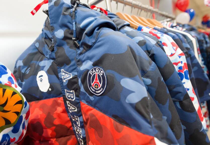 ПСЖ и японский бренд выпустили стильную линейку одежды