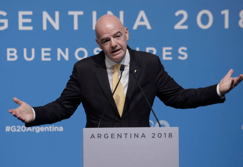 Инфантино: ФИФА поддерживает проведение Кубка Либертадорес в Испании