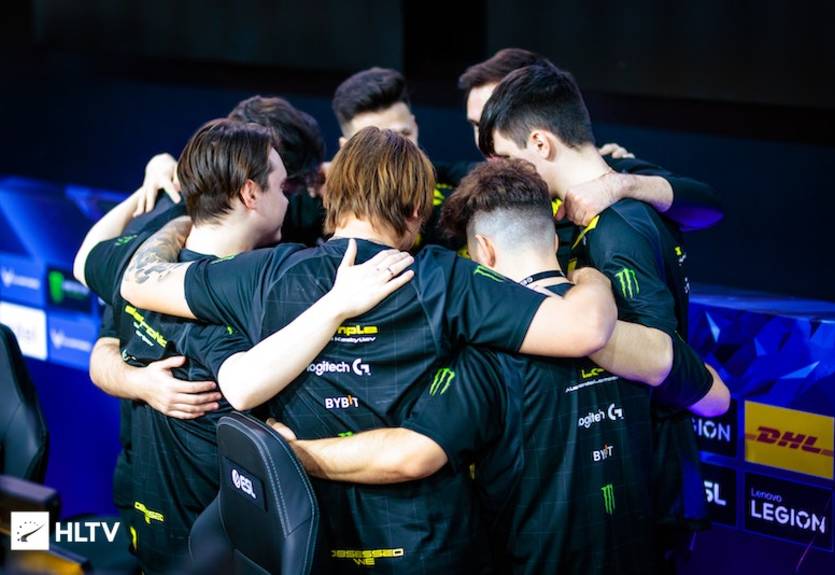 NaVi зайняли друге місце в групі і в плей-офф стартують з чвертьфіналу, тоді як G2 вийшли в півфінал турніру.