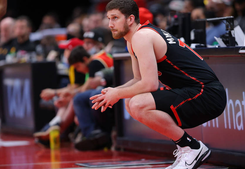 Михайлюка обміняли в Портленд, в Нікс перейде Джош Гарт