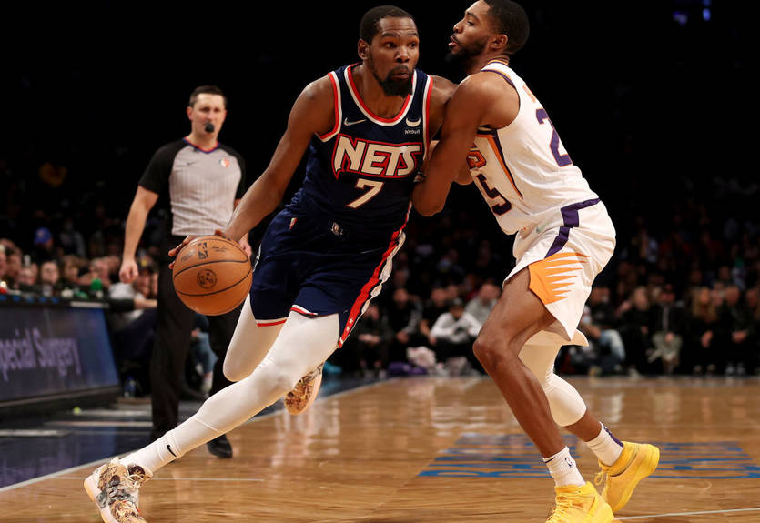 Кевіна Дюранта обміняли в Фінікс Кевіна Дюранта обміняли в Фінікс