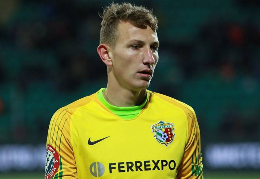 Шахтар оголосив про підписання голкіпера Ворскли