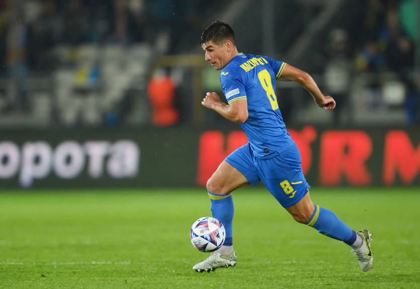 Малиновский - об извинениях коментатора, назвавшего его россиянином: Блин, не думал, что слезоточивый газ во Франции может повлиять на Флориду