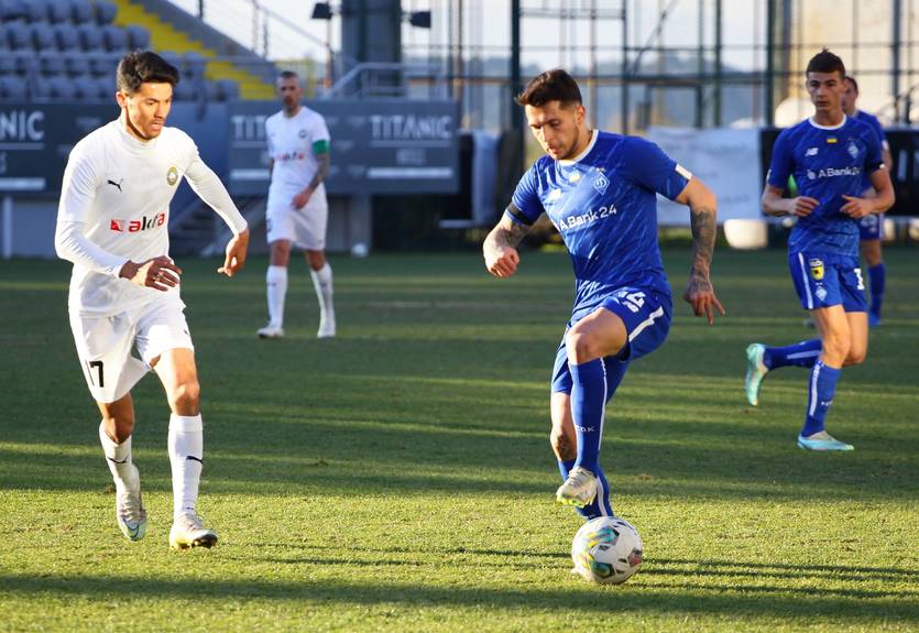 Динамо прервало победную серию товарищеских матчей, проиграв Пахтакору