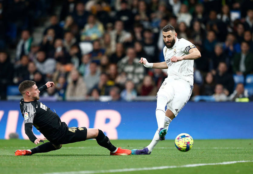 Реал - Ельче 4:0 Відео голів та найкращих моментів матчу чемпіонату Іспанії