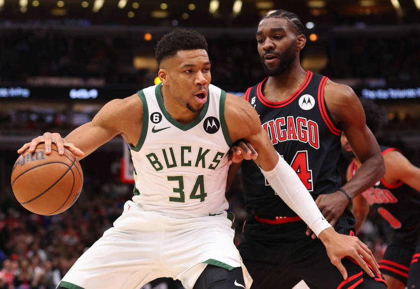 НБА: Милуоки обыграл Чикаго, Финикс уступили Клипперс НБА: Милуоки обыграл Чикаго, Финикс уступили Клипперс