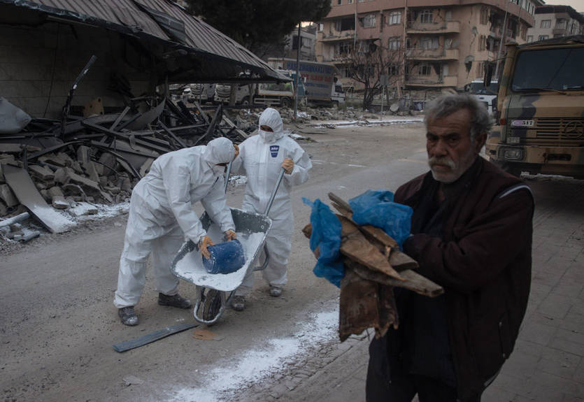 ФИФА пожертвовала 1 млн долларов пострадавшим от землетрясения в Турции и Сирии ФИФА пожертвовала 1 млн долларов пострадавшим от землетрясения в Турции и Сирии