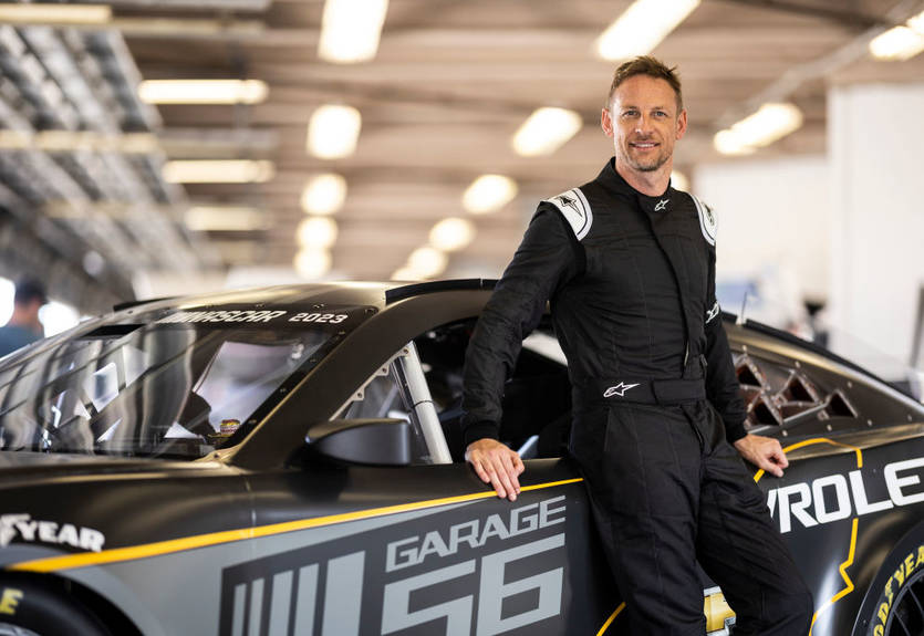 Баттон: Мы надеемся, что за победы будут бороться три разных производителя