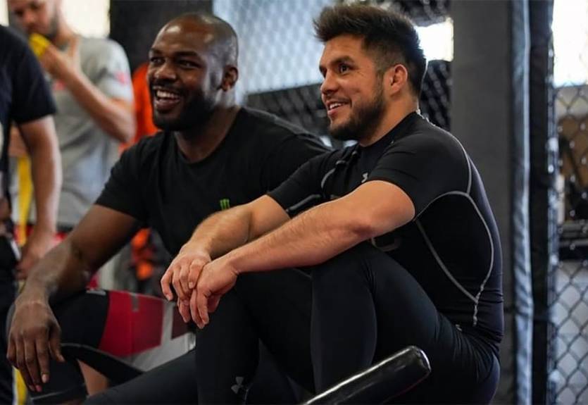 Сехудо дал прогноз на бой Джонс - Ган Сехудо дал прогноз на бой Джонс - Ган