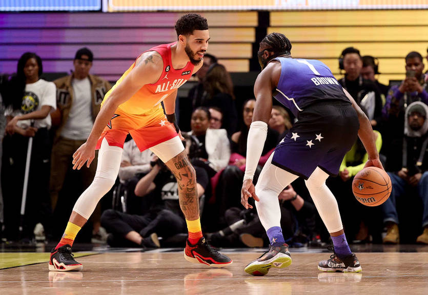 Матч усіх зірок НБА: відео драфту гравців та битви команд ЛеБрона та Янніса