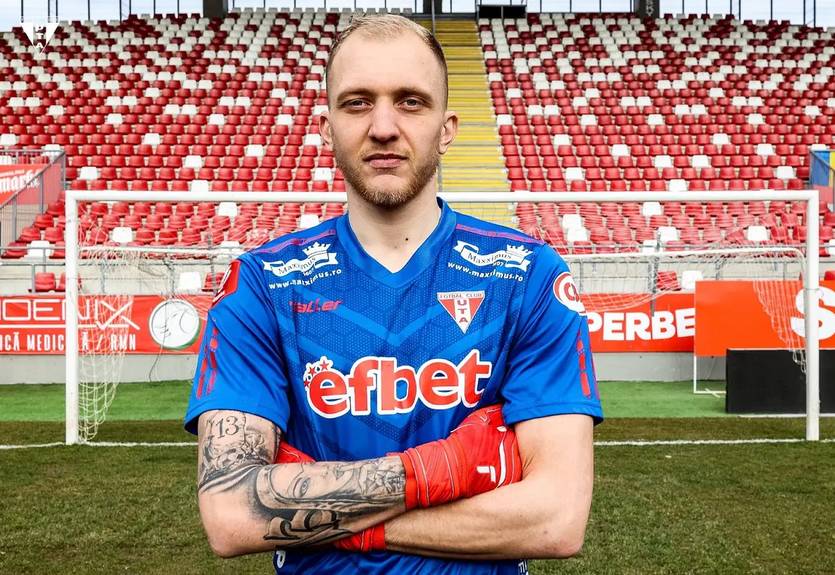 Румунський аутсайдер підписав українського воротаря Румунський аутсайдер підписав українського воротаря