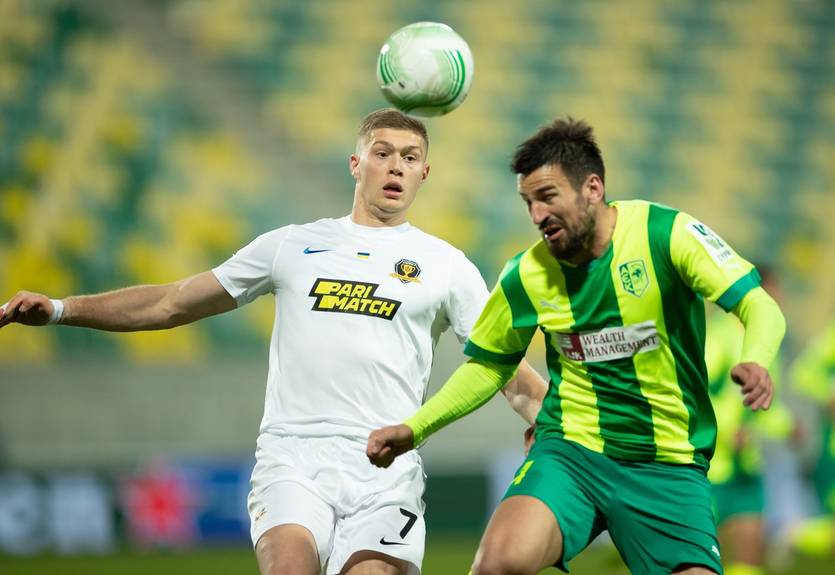 Довбик рискует пропустить ответный матч с АЕК Ларнакой