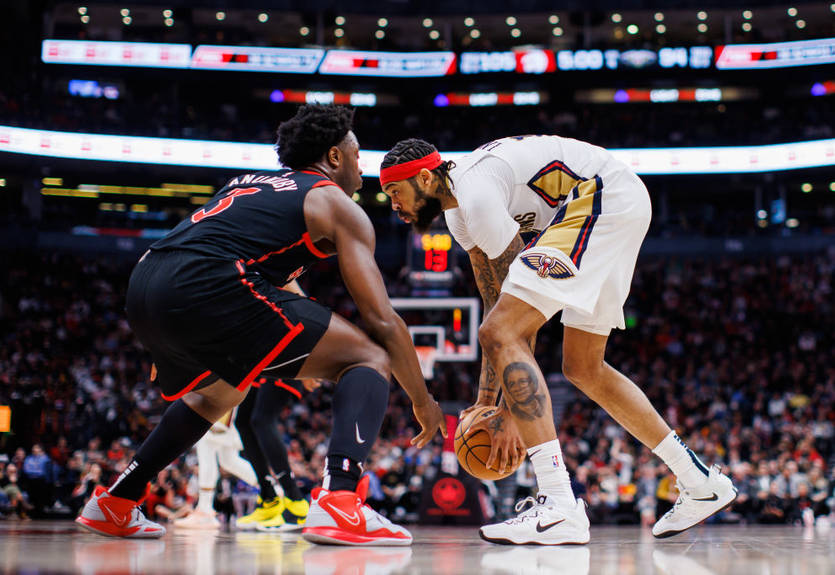 НБА: Бостон в овертайме обыграл Индиану, Лейкерс одолели Голден Стэйт