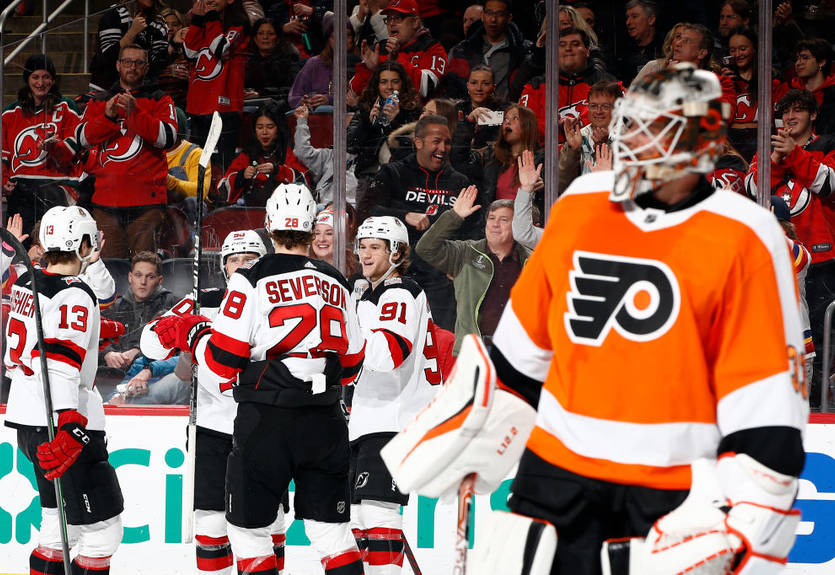 НХЛ: Нью-Джерси разнес Филадельфию, Даллас по буллитам обыграл Вегас НХЛ: Нью-Джерси разнес Филадельфию, Даллас по буллитам обыграл Вегас