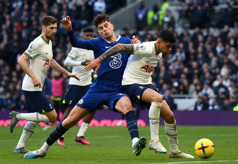 Тоттенхэм на своем поле обыграл Челси Мудрика