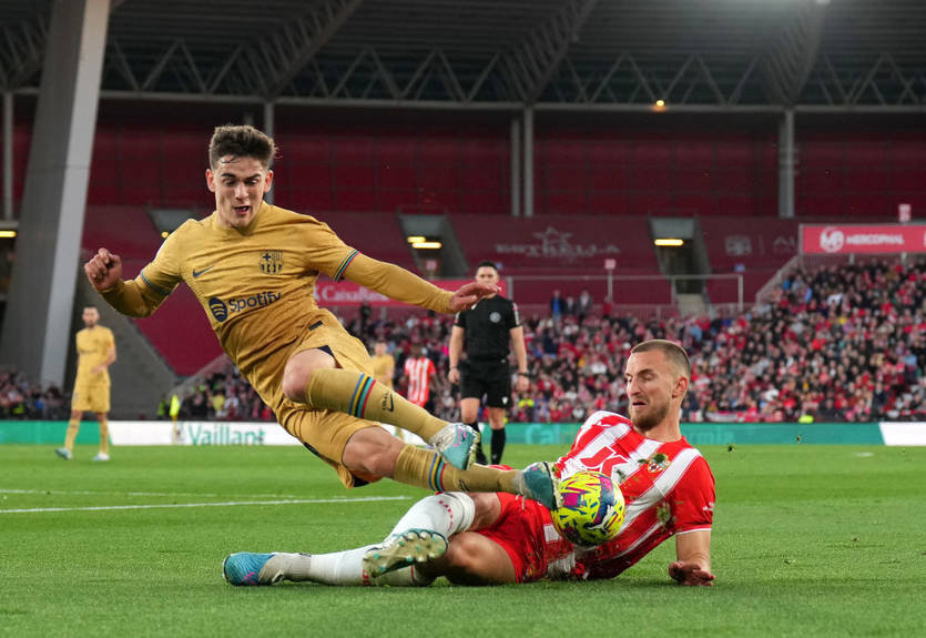 Альмерія - Барселона 1:0 відео голу та найкращих моментів матчу Ла Ліги