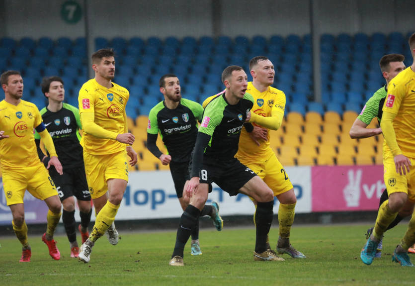 Олександрія уникла поразки від Металіста-1925 у дебютному матчі Ротаня