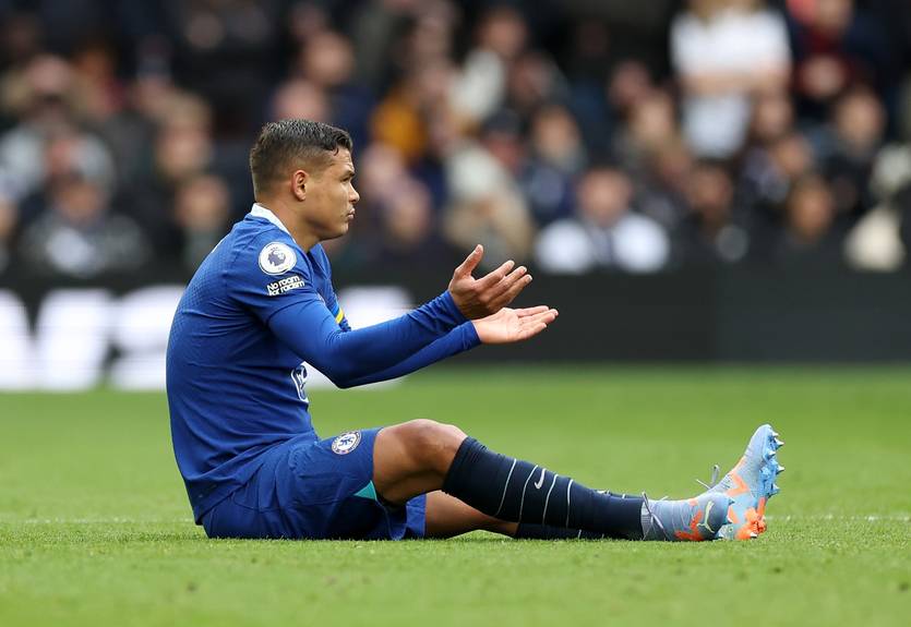 Лидер обороны Челси пропустит до шести недель из-за травмы