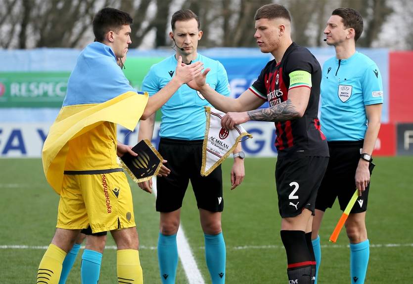 Милан - Рух 1:0 видео гола и лучших моментов матча Юношеской лиги УЕФА