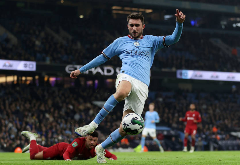 Защитник Манчестер Сити рассматривает вариант со сменой команды