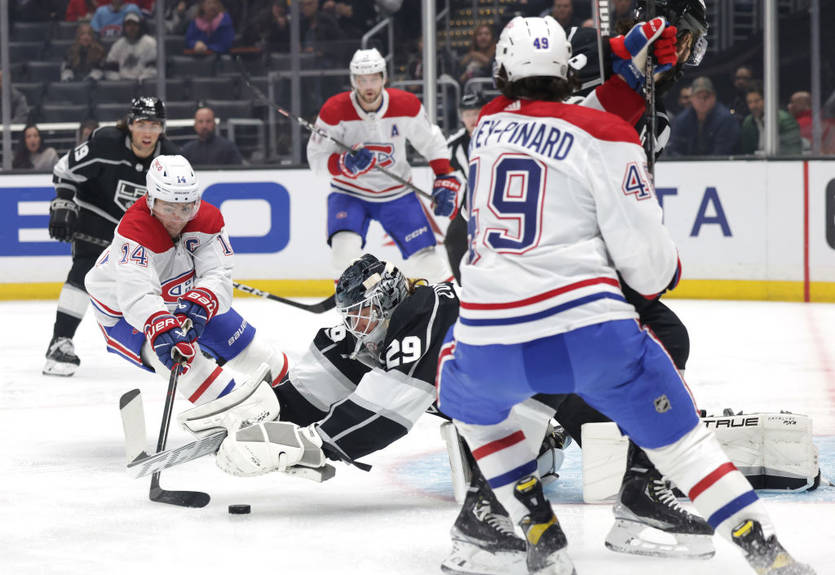 НХЛ: Бостон уничтожил Баффало, Тампа проиграла Питтсбургу НХЛ: Бостон уничтожил Баффало, Тампа проиграла Питтсбургу