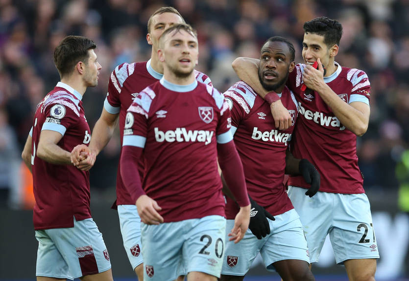 Одна з найкращих тенісисток в історії: Гравці Вест Гема оригінально привітали жінок зі святом Одна з найкращих тенісисток в історії: Гравці Вест Гема оригінально привітали жінок зі святом