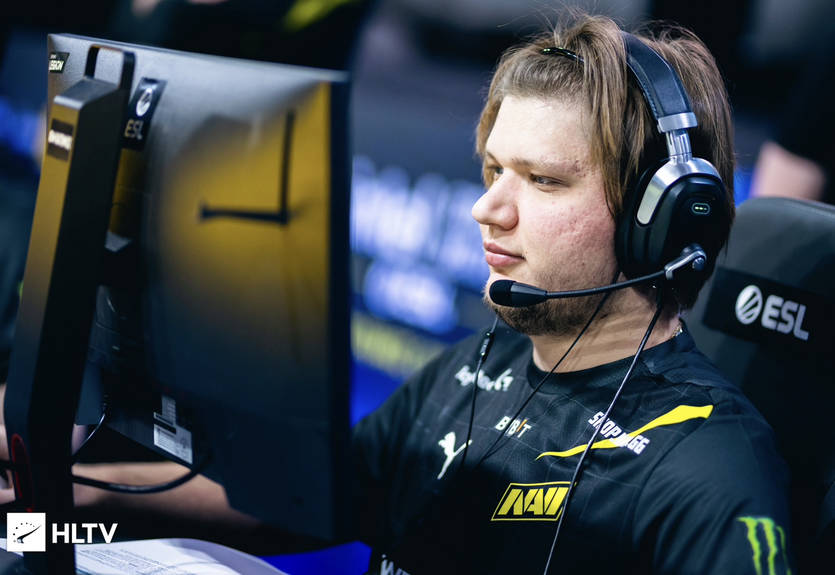 NaVi в крайне непростом матче сумели обыграть Astralis