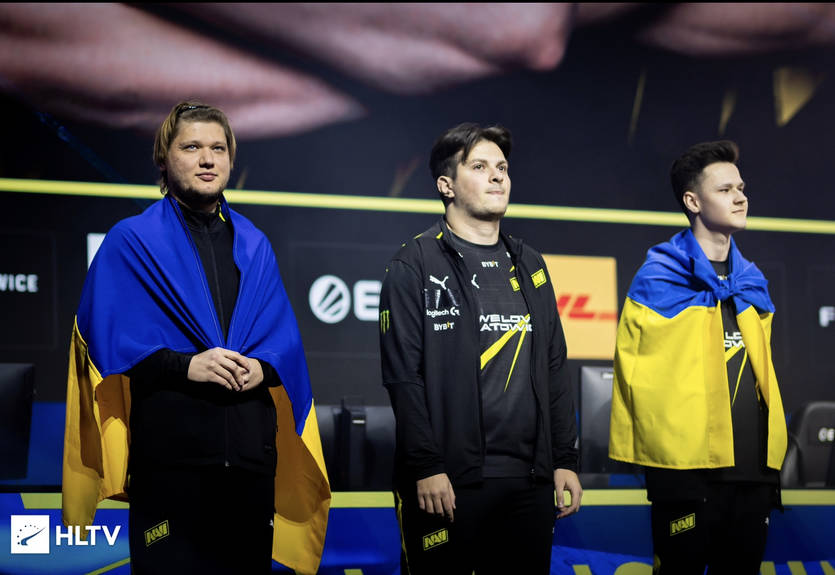NaVi провели черговий непростий матч, в якому переграли Rare Atom