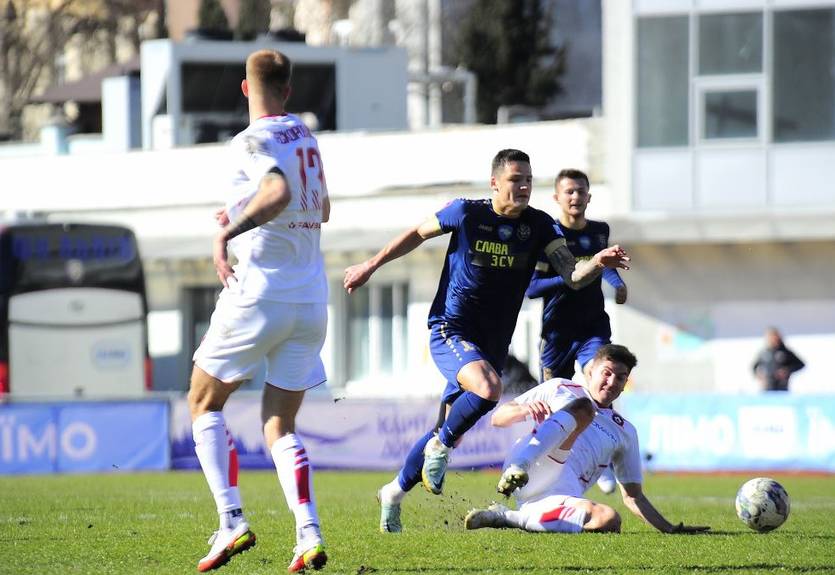 Кривбас у меншості втратив перемогу над Львовом Кривбас у меншості втратив перемогу над Львовом